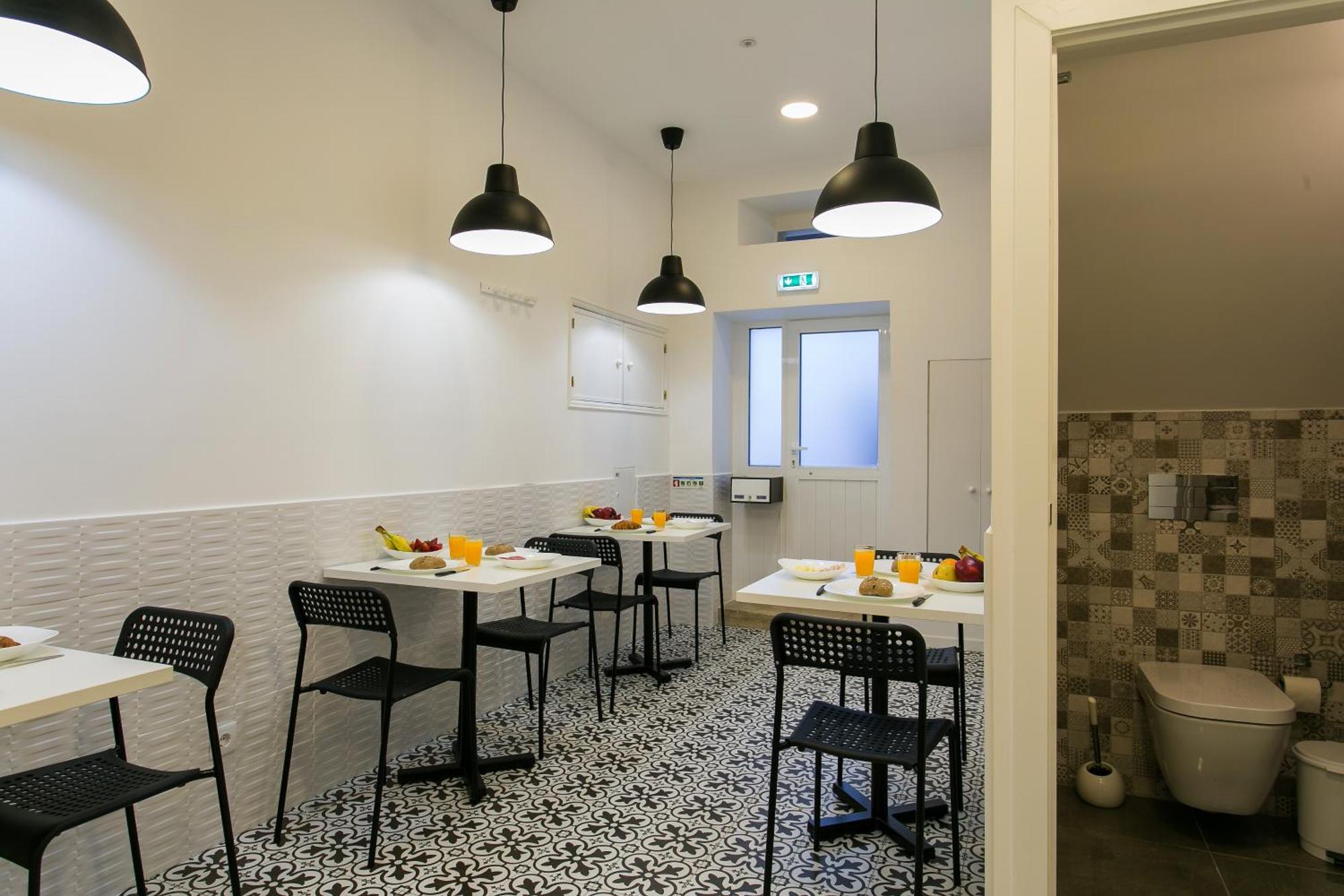 Suites Amalia Guesthouse Near Rossio Square Lisboa Εξωτερικό φωτογραφία